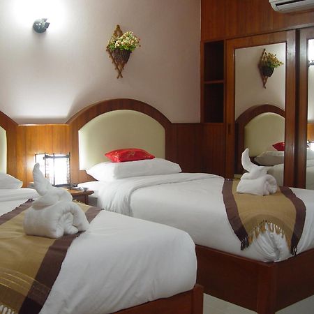 Hotel Baan Rom Mai Mae Hong Son Esterno foto