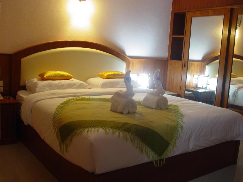 Hotel Baan Rom Mai Mae Hong Son Esterno foto