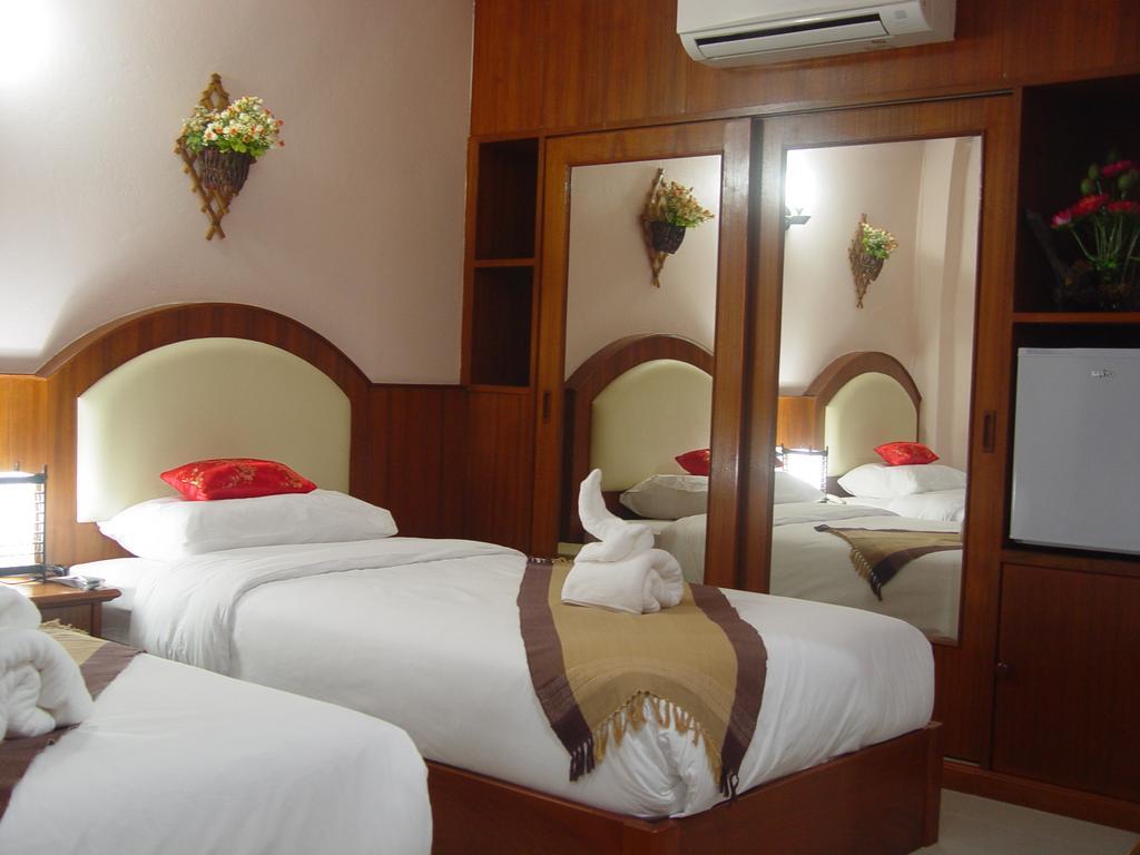 Hotel Baan Rom Mai Mae Hong Son Camera foto