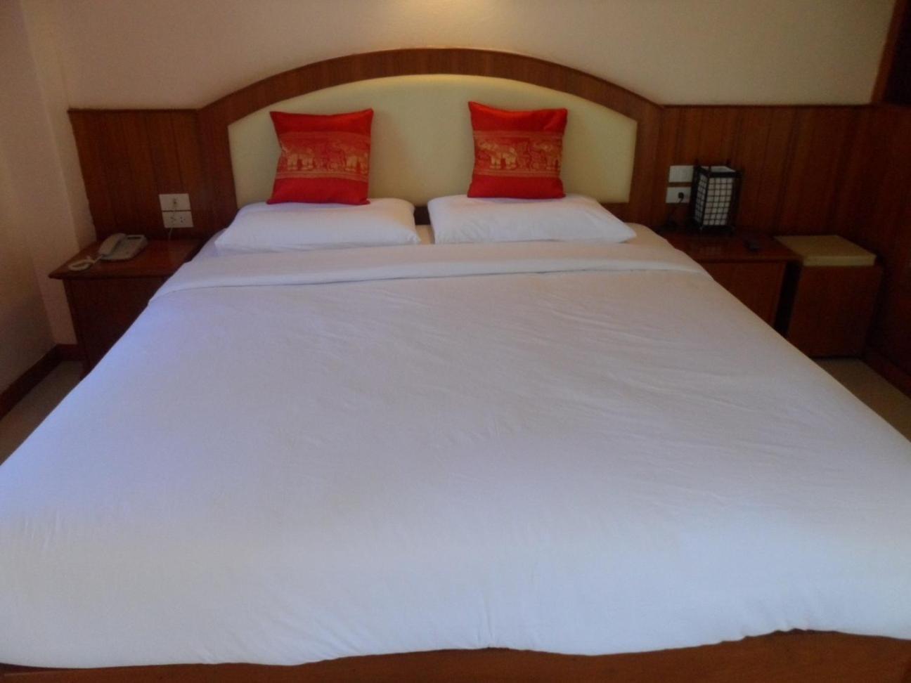 Hotel Baan Rom Mai Mae Hong Son Esterno foto