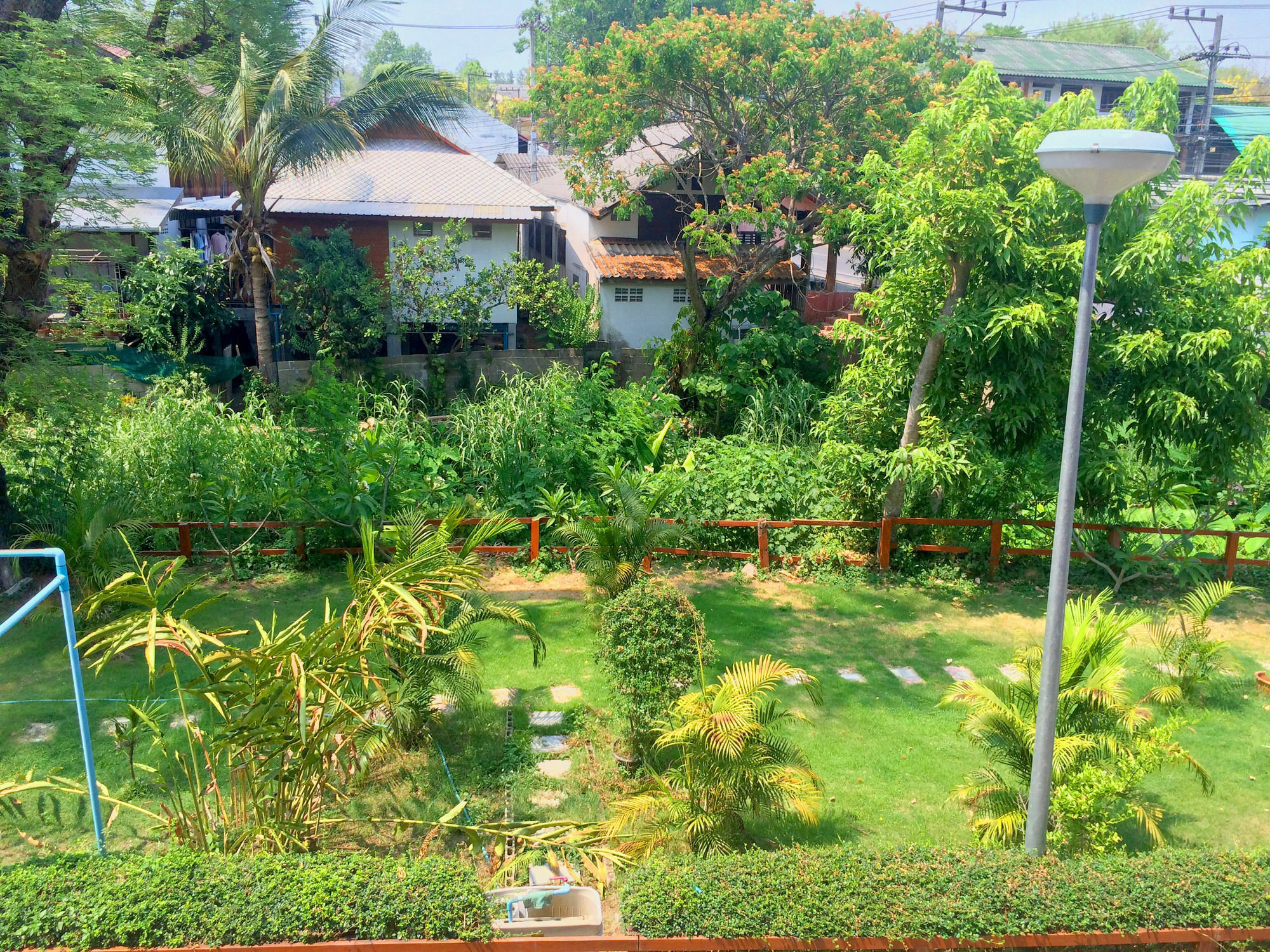 Hotel Baan Rom Mai Mae Hong Son Esterno foto