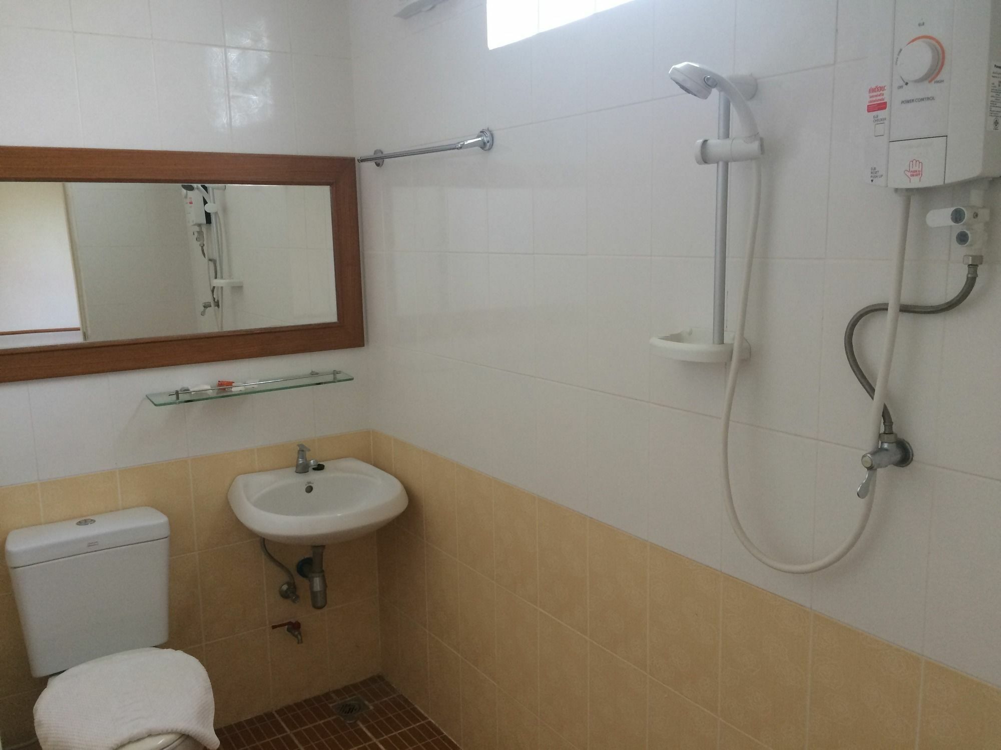 Hotel Baan Rom Mai Mae Hong Son Esterno foto