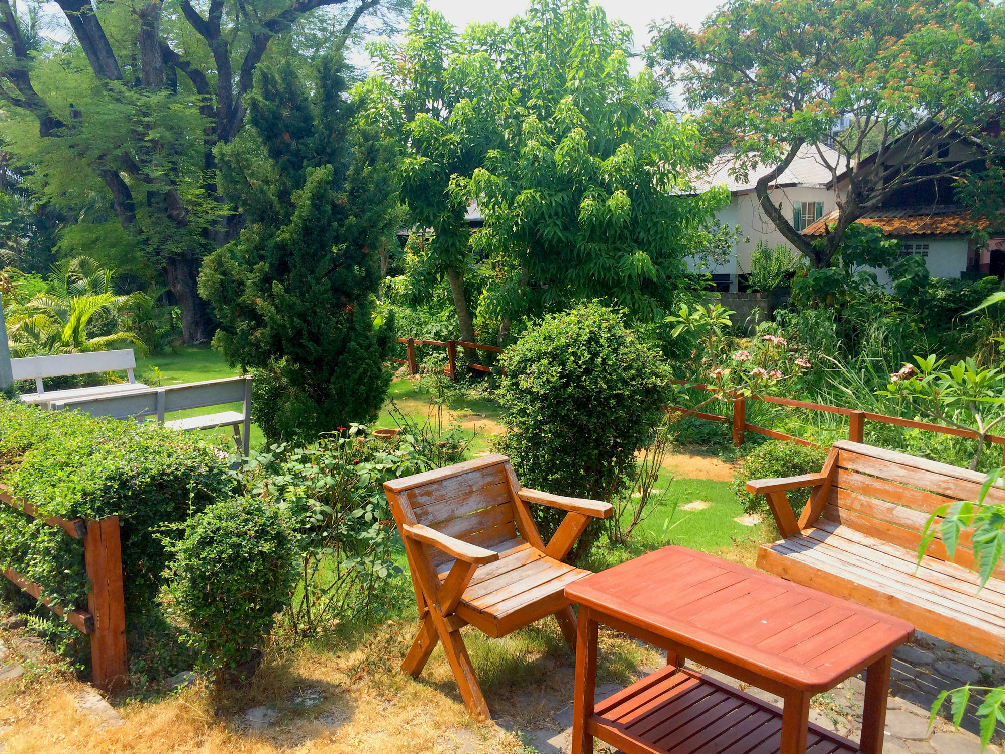 Hotel Baan Rom Mai Mae Hong Son Esterno foto