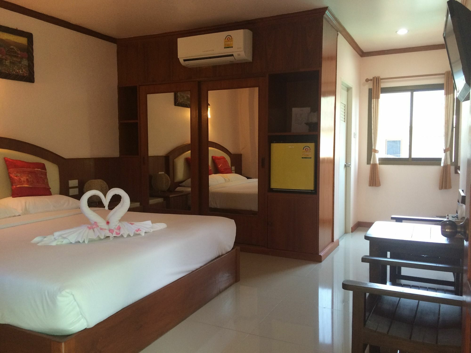 Hotel Baan Rom Mai Mae Hong Son Esterno foto